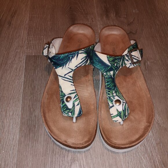 2/$20.00 Mix & Match - Mystyle Ladies Palm Pattern Canvas Upper Thong Sandals - Picture 1 of 6